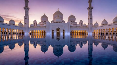 Abu Dhabi Walking Tour: Corniche to Sheikh Zayed Grand Mosque