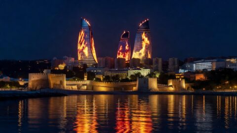 Baku Walking Tour: Walled Old City to the Flame Towers