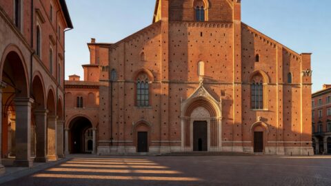 Bologna Porticoes and University Quarter Walking Tour