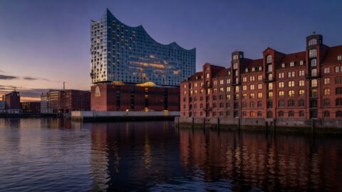 Hamburg Walking Tour: Speicherstadt Warehouse District to the Elbphilharmonie
