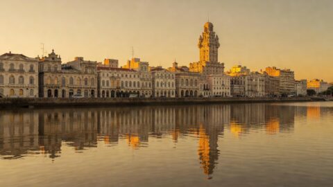 Montevideo Walking Tour: Ciudad Vieja to the Rambla