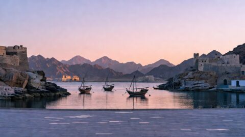 Muscat Walking Tour: Mutrah Souq to the Grand Mosque