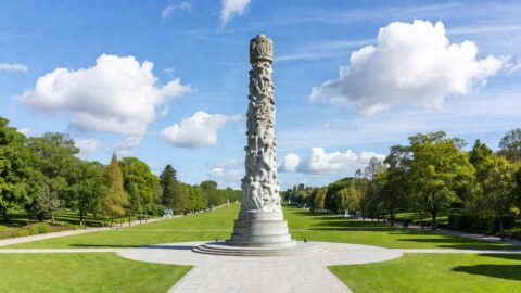 Oslo Walking Tour: Aker Brygge to Vigeland Park