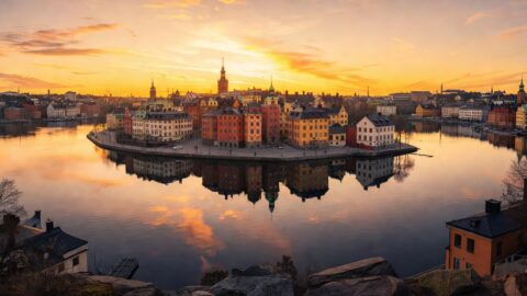 Stockholm Walking Tour: Gamla Stan to SÃ¶dermalm